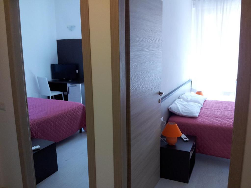 Bed and Breakfast Tellus Сатурния Номер фото