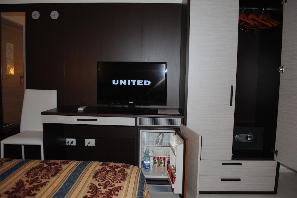 Bed and Breakfast Tellus Сатурния Номер фото
